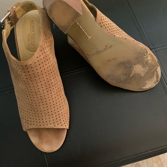 Adam Tucker suede sandals - Picture 2 of 3